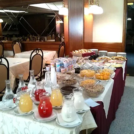 ホテル Grand Delle Rocche