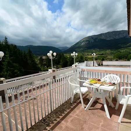 Grand Delle Rocche Hotel Rocca di Mezzo