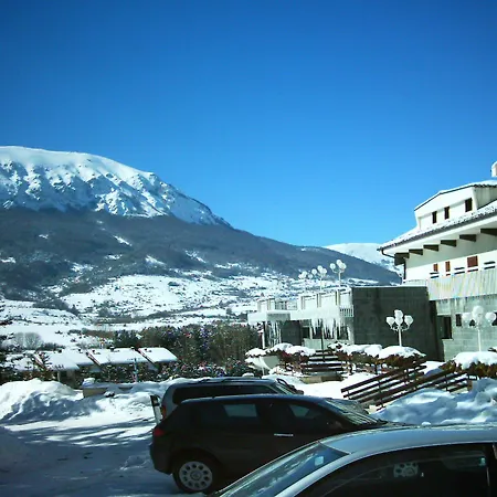 Отель Grand Delle Rocche 4*