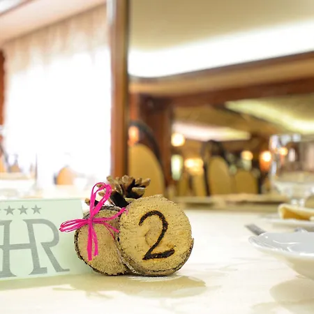 ホテル Grand Delle Rocche 4*