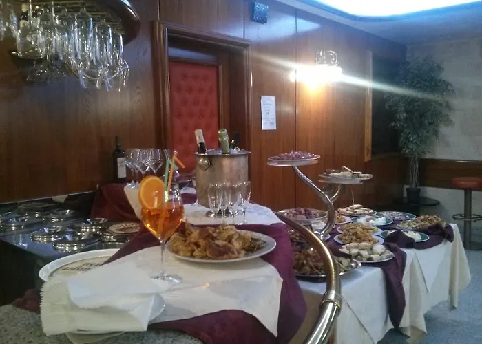 Grand Delle Rocche 4* Рокка-ди-Меццо